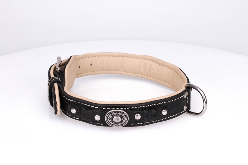 Royal Nappa Gevoerde Handgemaakte Lederen Halsband Royal Nappa Gevoerde Handgemaakte Lederen Halsband
