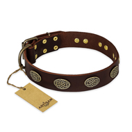 Bruine leuke hondenhalsband baroque stijl