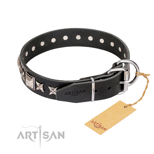 Lederen Honden Halsband met Messing Versieringen