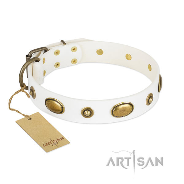 Witte lederen hondenhalsband Exclusief leer witte hondenhalsband