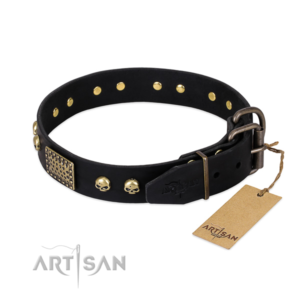 Zacht leer hondenhalsband nieuwe studs